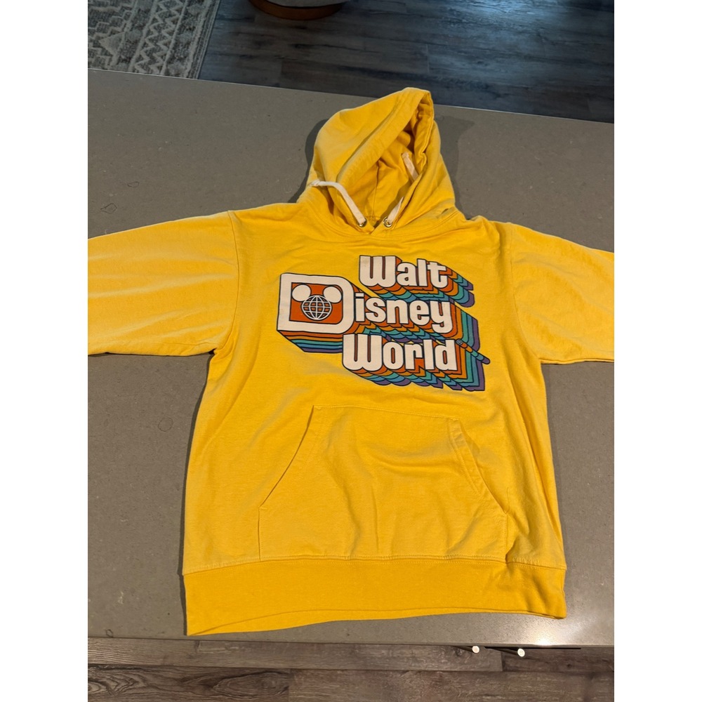 Yellow Walt Disney World Hoodie Pullover‎ Sweatshirt Retro Logo Graphic Size S